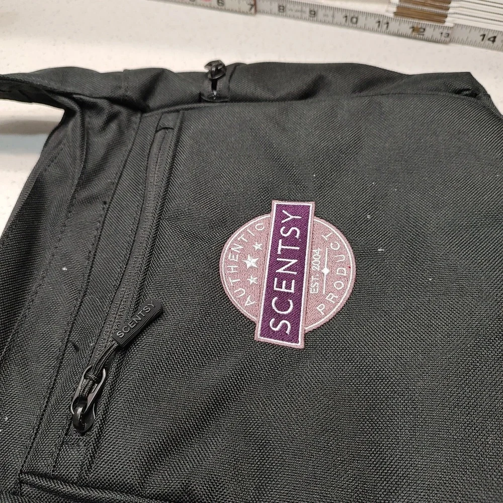 Scentsy Consultant Messenger Black Travel Bag Logo Organizer Business Adjustable
